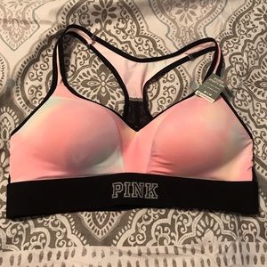 VS pink Sports Bra M